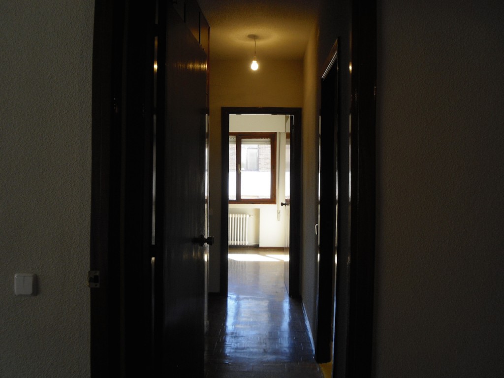 ANDRES MELLADO, 35- 6º B 23