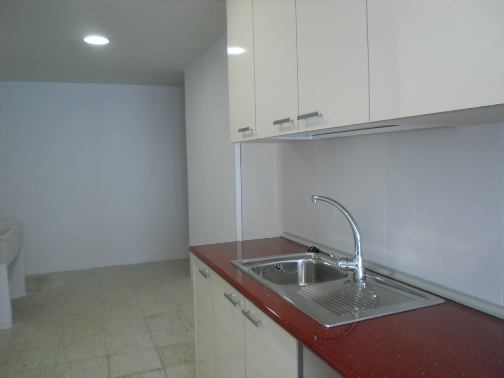 ANDRES MELLADO, 35- 6º B 26