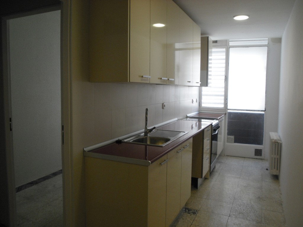 ANDRES MELLADO, 35- 6º B 29