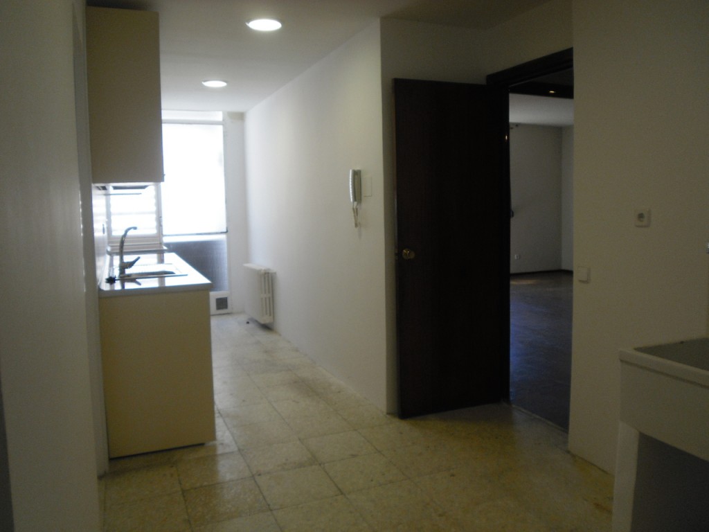 ANDRES MELLADO, 35- 6º B 34