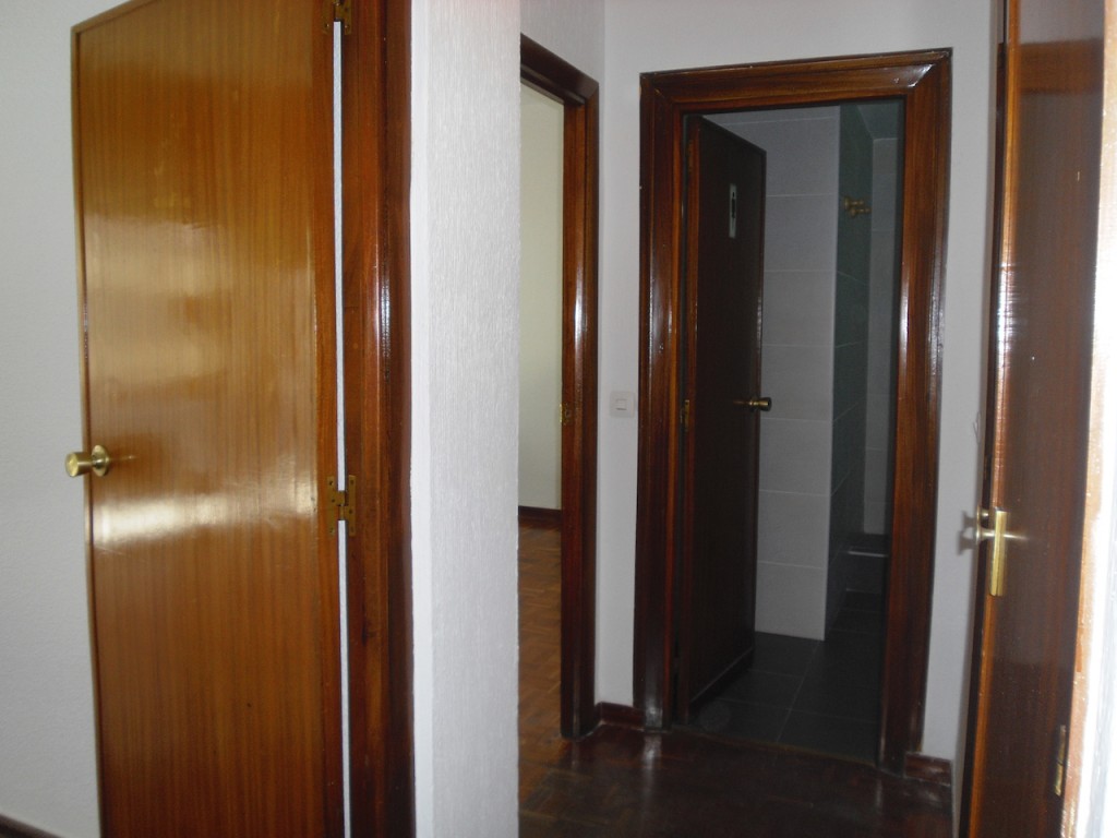 HERNANI, 66 12