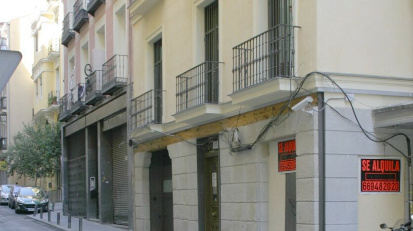 alquiler-oficinas-calle-reina